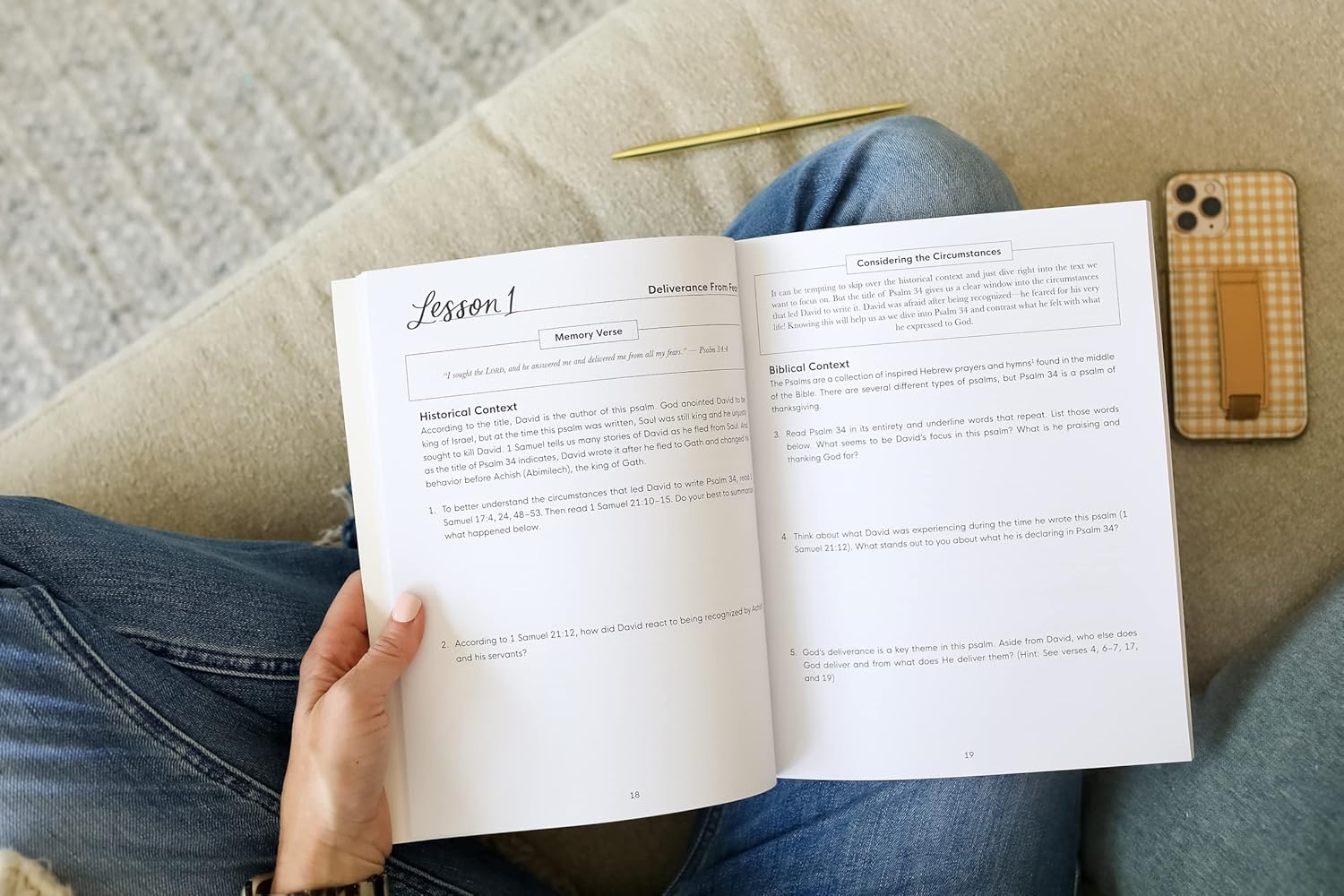 Strength in the Struggle: A Bible Study Workbook for Women on Letting Go of Fear and Anxiety